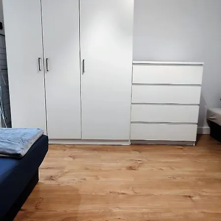 Tanie Noclegowanie Katovice Exteriér fotografie