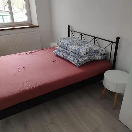 Tanie Noclegowanie Katovice Exteriér fotografie