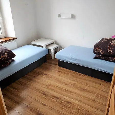 Tanie Noclegowanie Katovice Exteriér fotografie